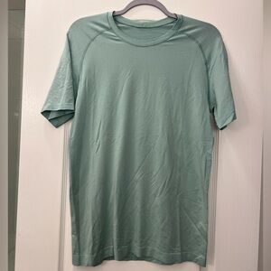 lululemon athletica Sea Green/Blue Metal Vent Short Sleeve Tee